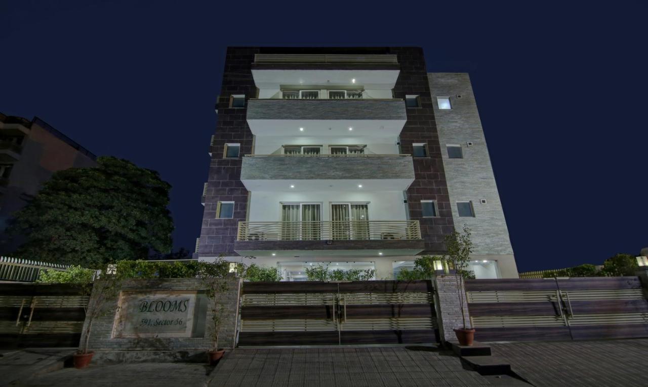 Treebo Trend Blooms Premium Otel Gurgaon Dış mekan fotoğraf
