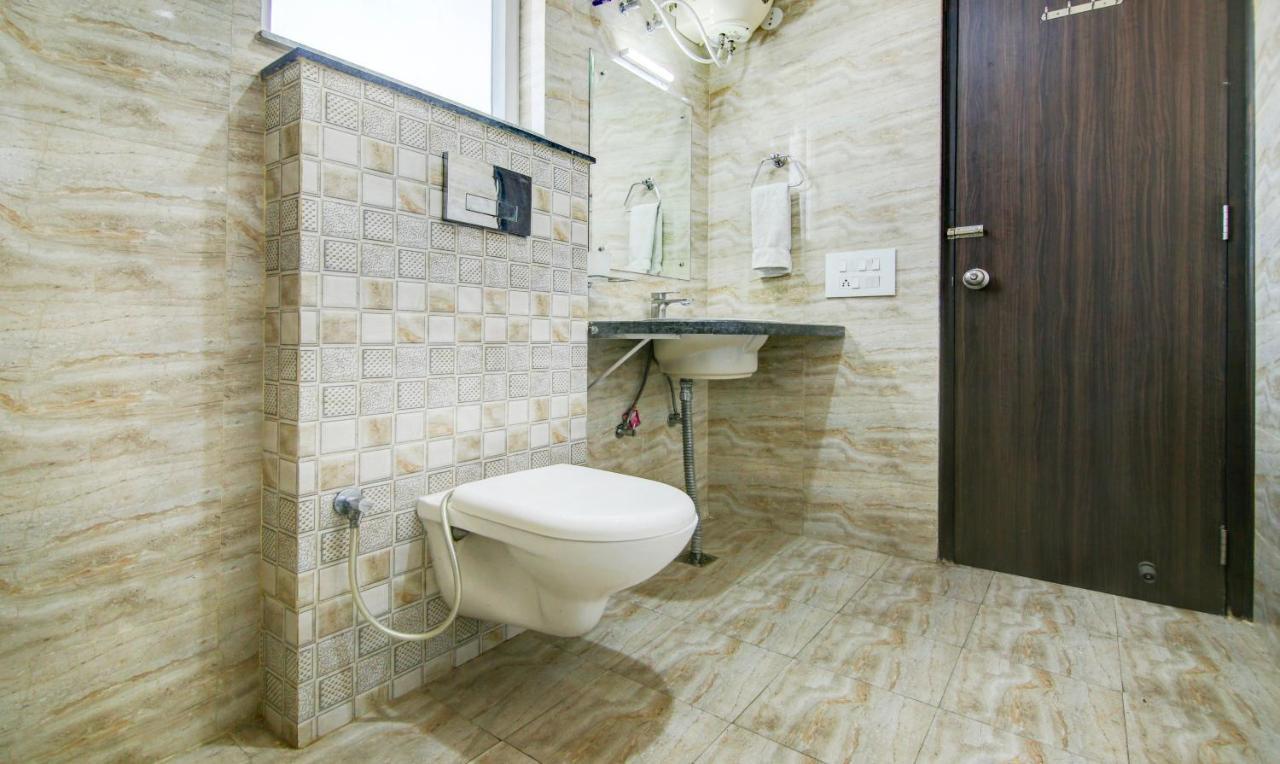Treebo Trend Blooms Premium Otel Gurgaon Dış mekan fotoğraf