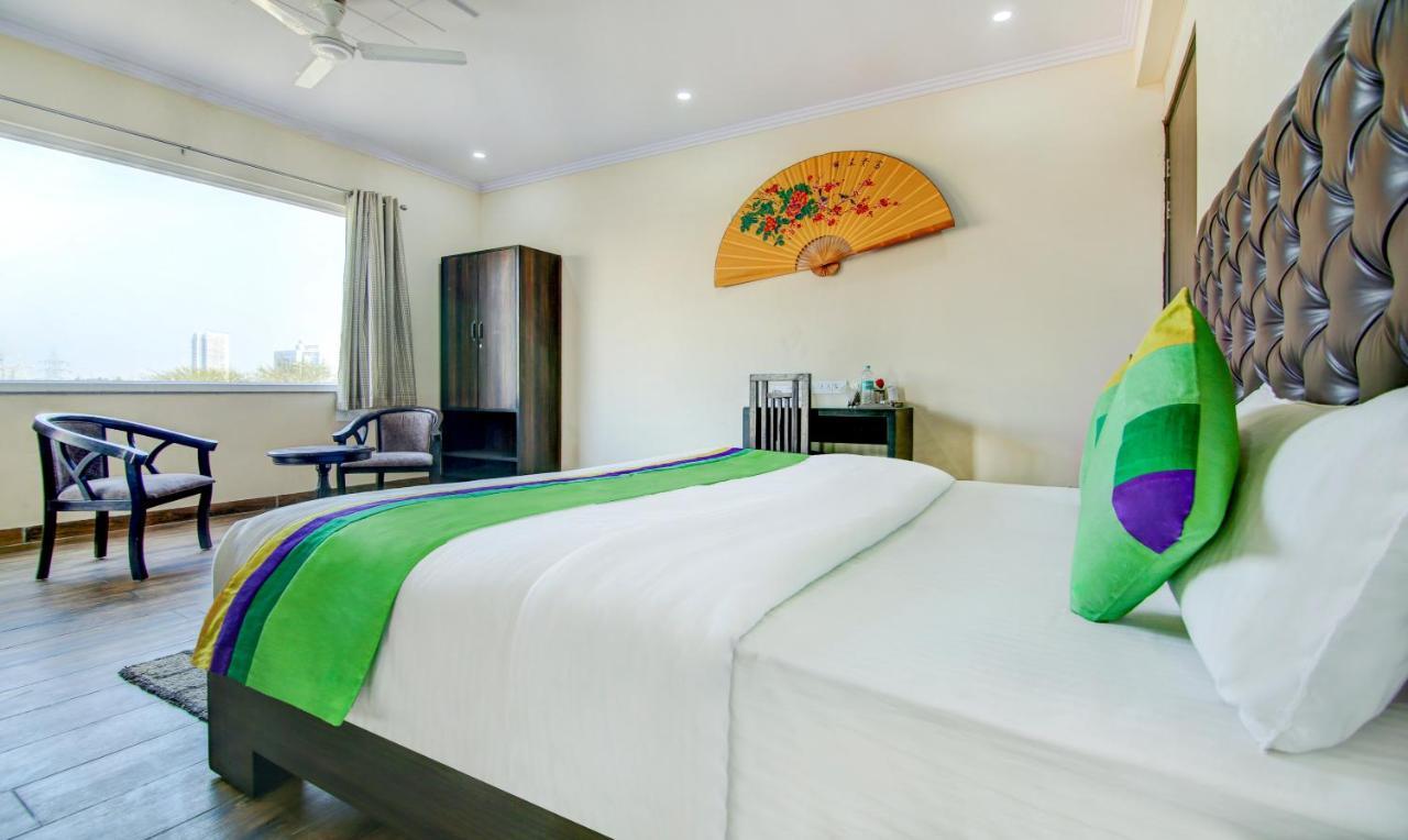 Treebo Trend Blooms Premium Otel Gurgaon Dış mekan fotoğraf